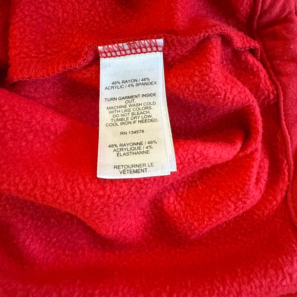 Vineyard Vines Dreamcloth® Relaxed Shep Shirt® in Red Velvet, Small-Nearly New! - Picture 9 of 9